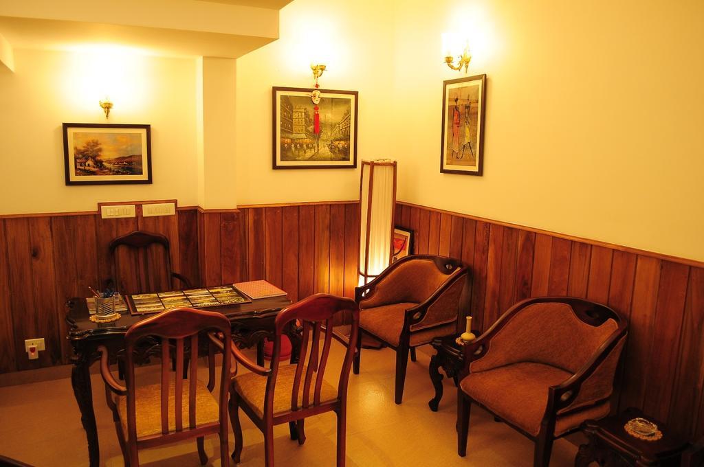 Garden Manor Hotel Ooty Exterior photo