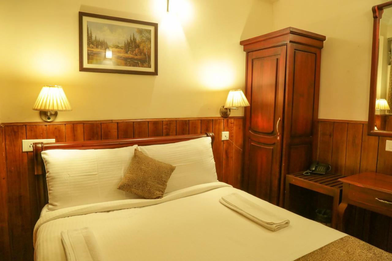 Garden Manor Hotel Ooty Exterior photo